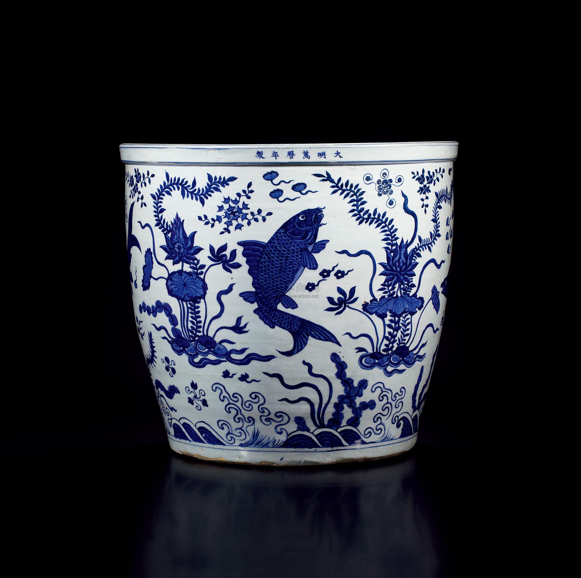 0568 万历 青花鱼藻纹大缸