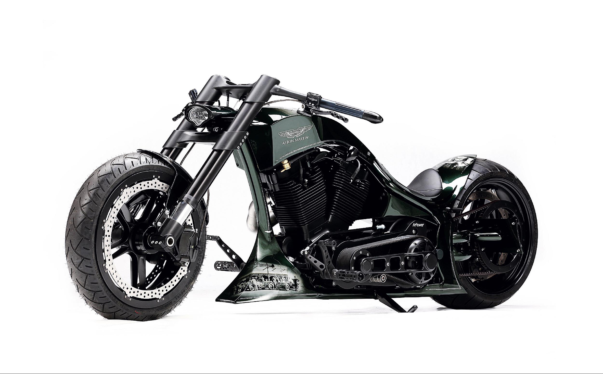 【德国金刚狼致敬阿斯顿马丁限量珍藏版高速