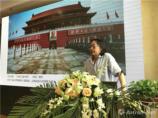 景德镇陶瓷大学客座教授,中国工艺美术学会雕塑艺委会副秘书长夏和兴