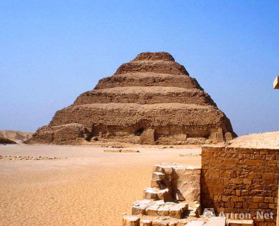 【艺点知识】"在古迹中漫游"之古埃及遗址中的金字塔