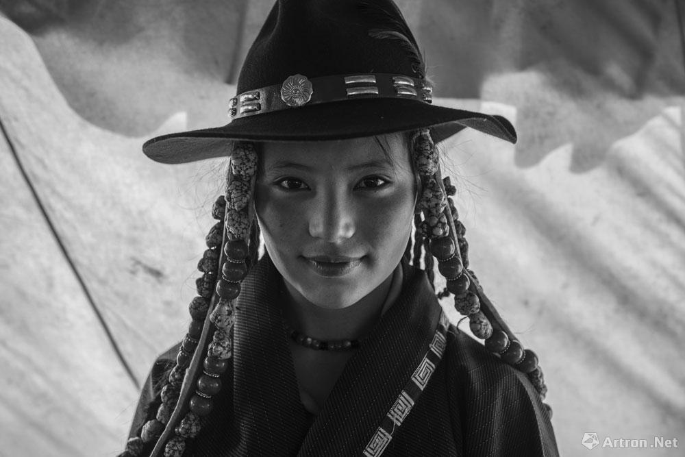 藏族姑娘