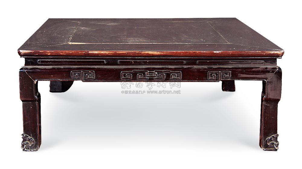 1366 清 红木大漆鳄鱼足方坑几