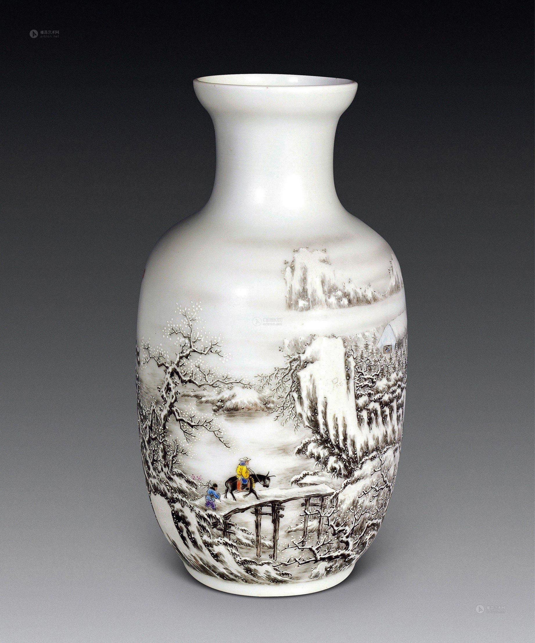 0105 何许人 粉彩"踏雪寻梅"瓷瓶