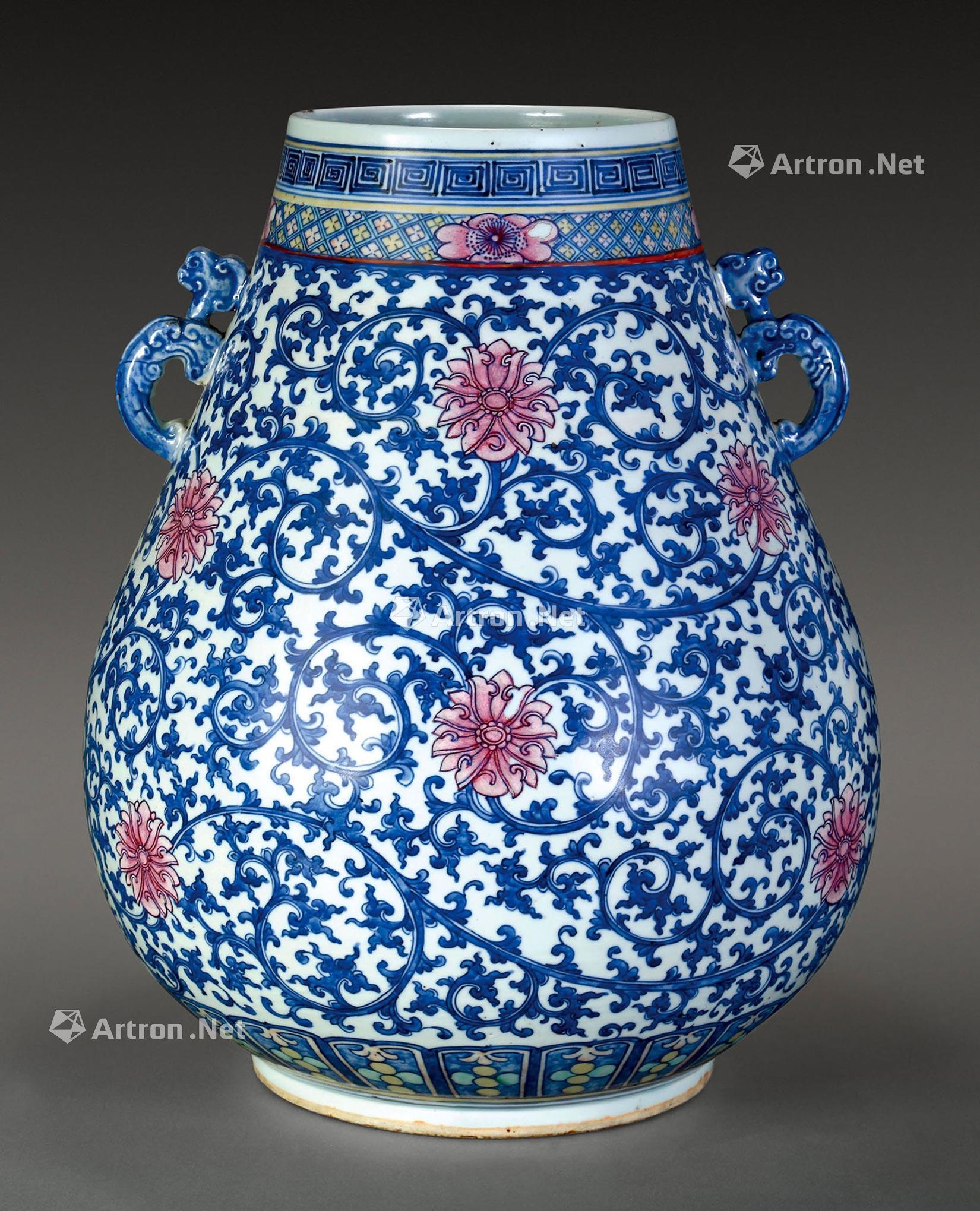 2031 清 青花加紫双耳尊