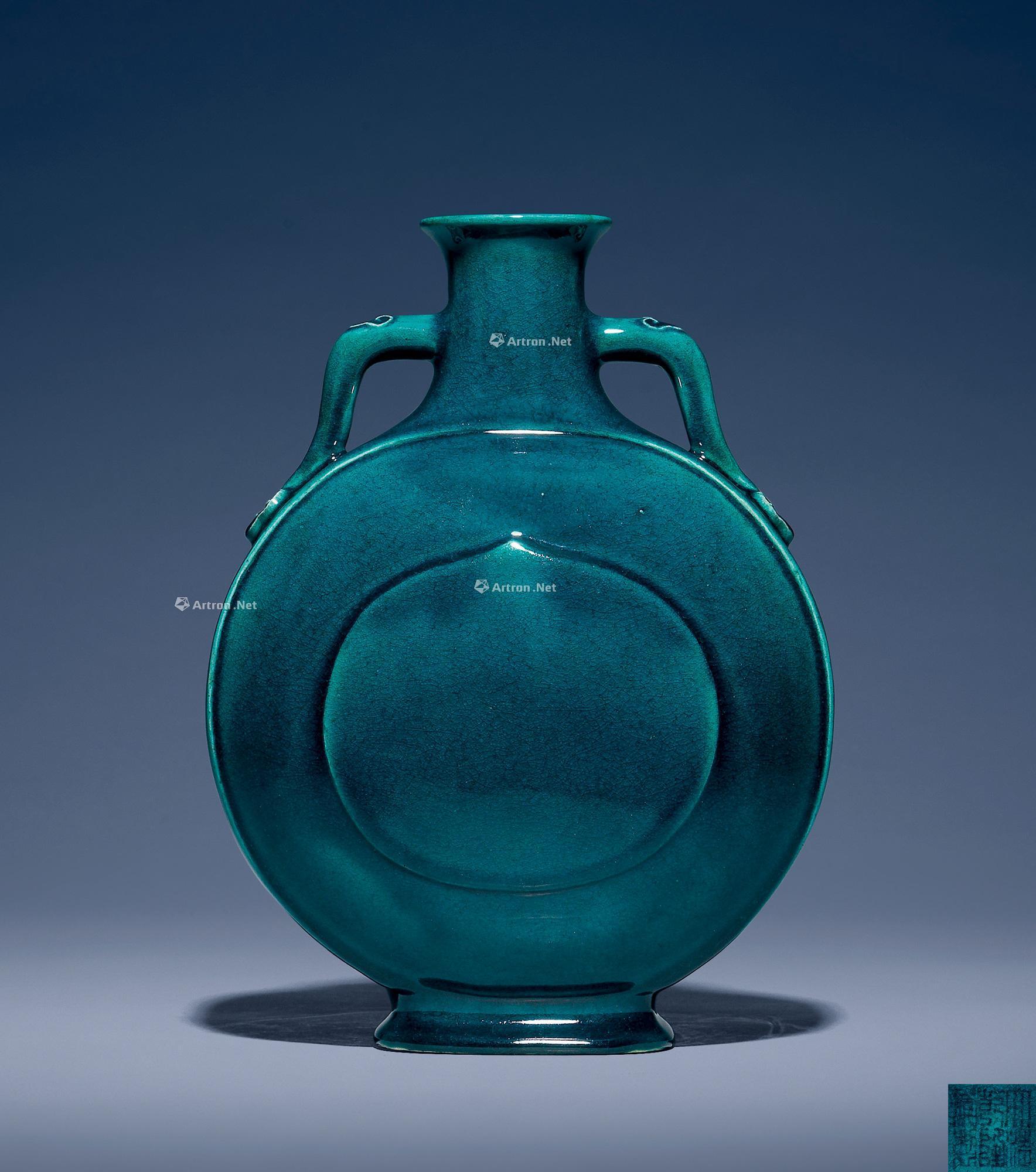 孔雀绿釉杏圆抱月瓶】拍卖品_图片_价格_鉴赏_清代单色釉瓷器_雅昌