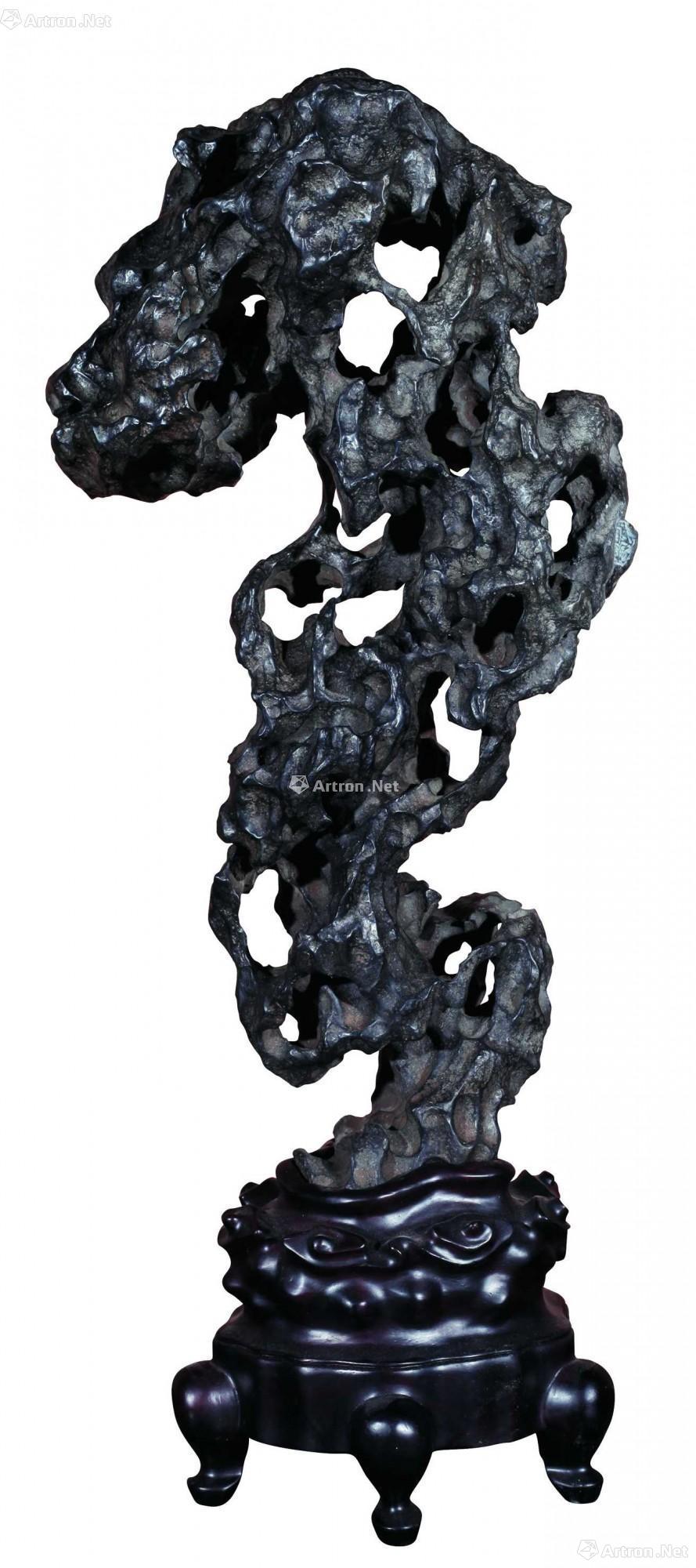 *1919 清 "墨玉玲珑"灵璧石