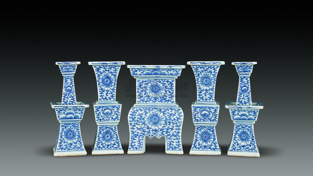 青花缠枝莲纹五供器 (五件)】拍卖品_图片_价格_鉴赏_清代青花瓷器