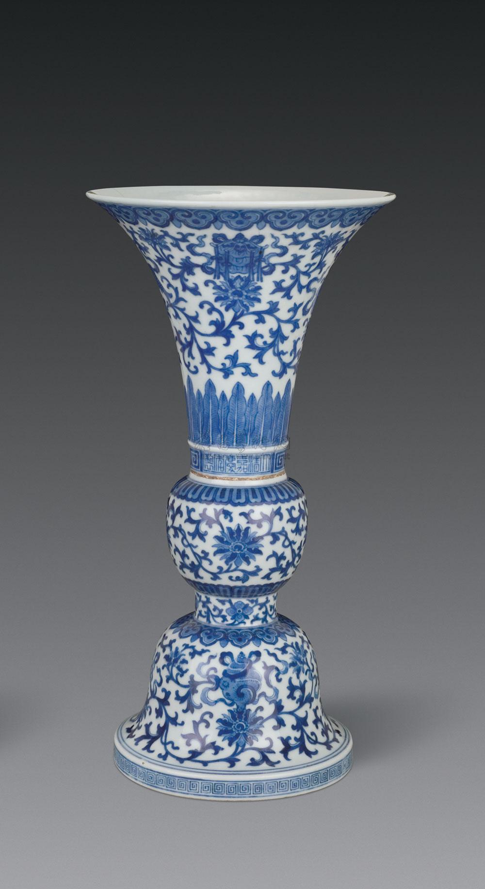 青花西番莲托八吉祥纹花觚】拍卖品_图片_价格_鉴赏_清代青花瓷器