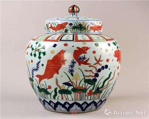 吕成龙：明代嘉靖御窑五彩鱼藻图罐赏析