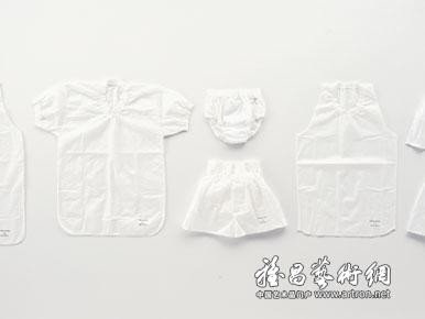 设计中的设计——津村耕佑与尿不湿