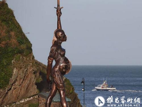 城市公共雕塑带来的的是非与爱恨