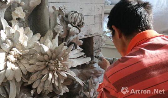 探访世界第一浏阳菊花石雕制作工坊