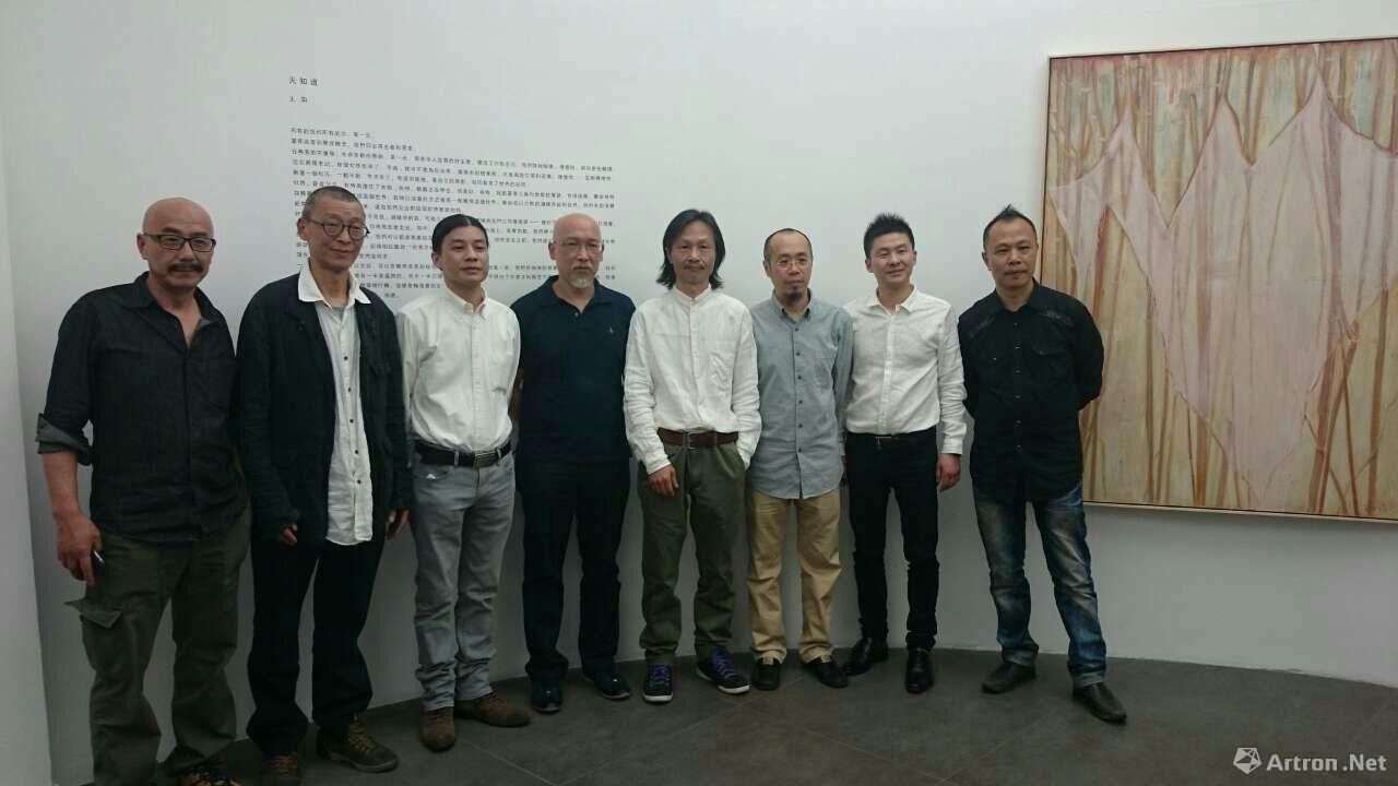 "天知道"王凯艺术作品展开幕式现场合影,严逢林,申凡,何勇苗,张恩利