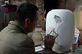 “清风墨色 一染心香”江西省工艺美术师占勇的釉下彩陶瓷艺术之路